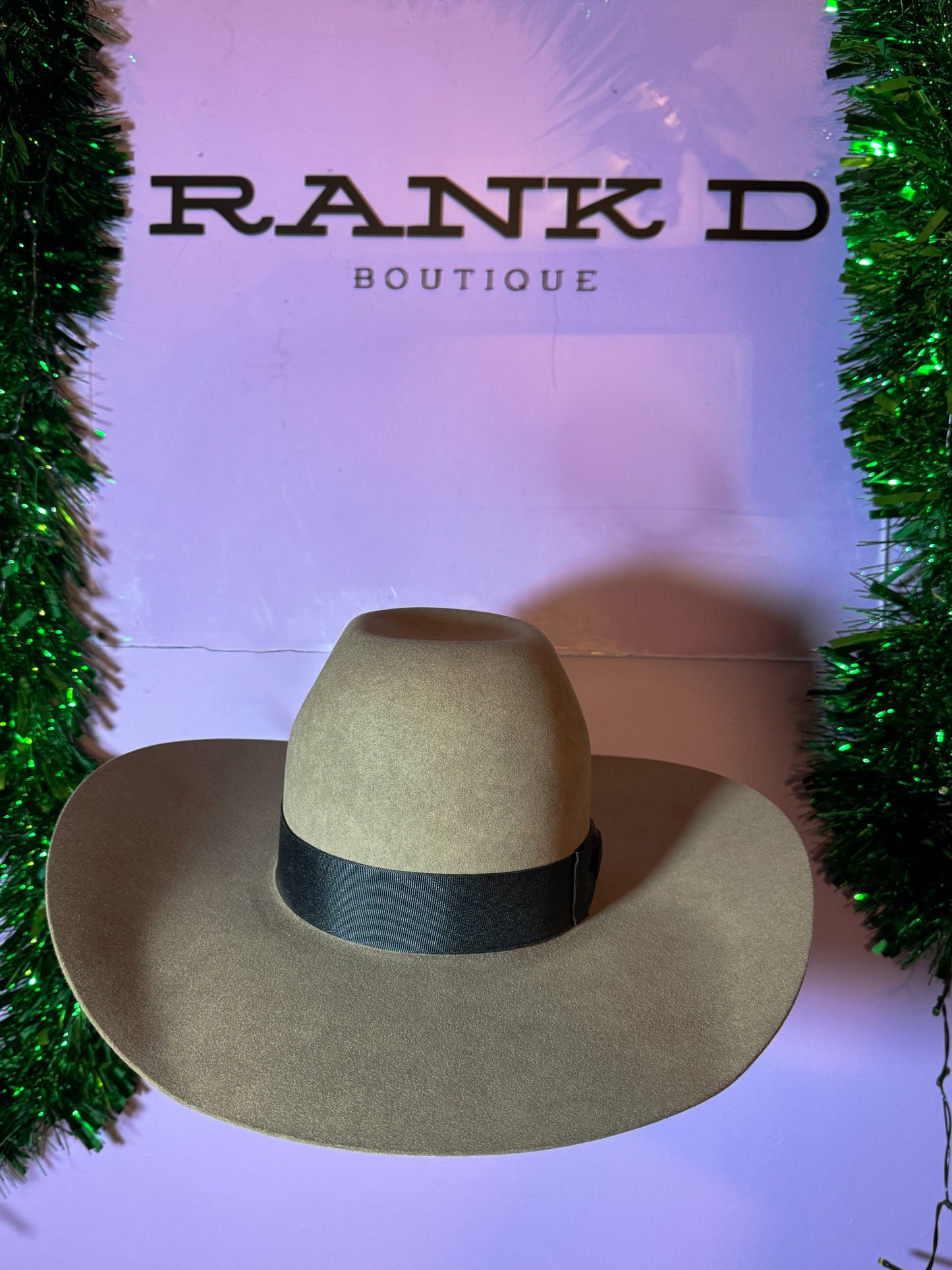 Wall Mount Cowboy Hat Holder
